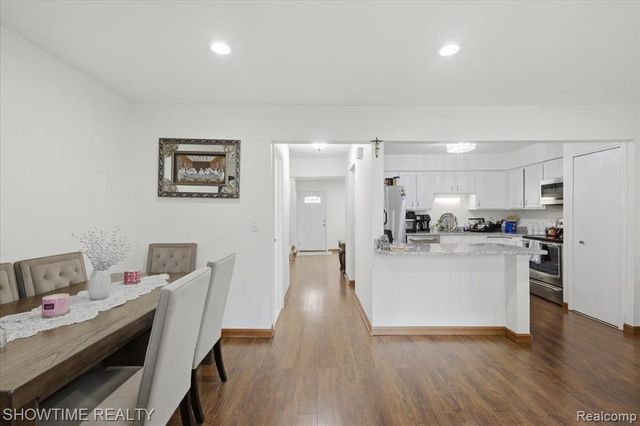 14132 Merriweather Street, Sterling Heights, MI 48312