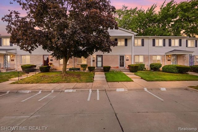 14132 Merriweather Street, Sterling Heights, MI 48312