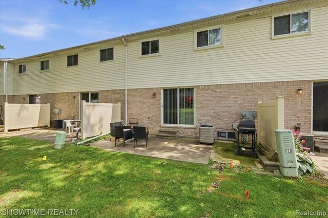 14132 Merriweather Street, Sterling Heights, MI 48312