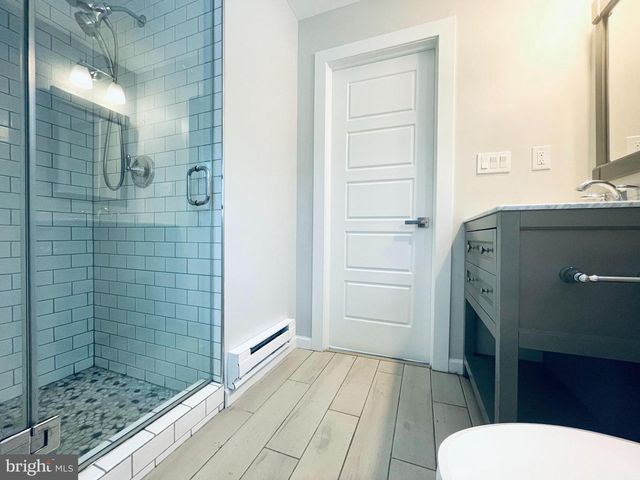 103 ASHLEY CT, Bushkill, PA 18324