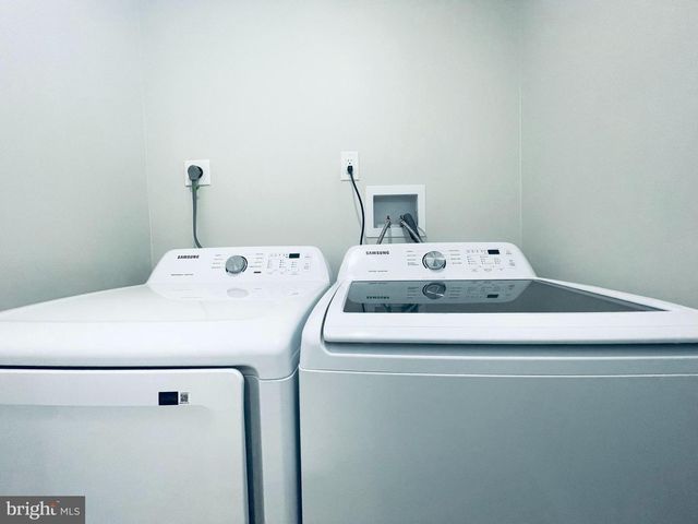 103 ASHLEY CT, Bushkill, PA 18324