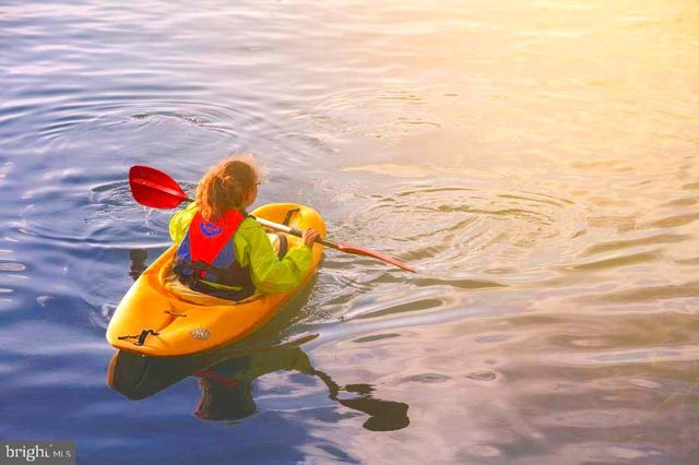 103 ASHLEY CT, Bushkill, PA 18324