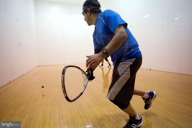 103 ASHLEY CT, Bushkill, PA 18324