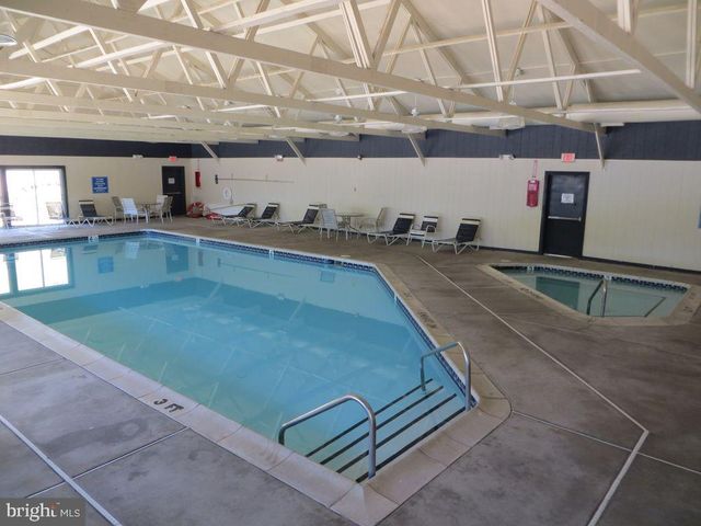 103 ASHLEY CT, Bushkill, PA 18324