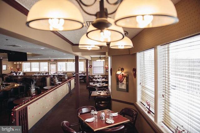 103 ASHLEY CT, Bushkill, PA 18324