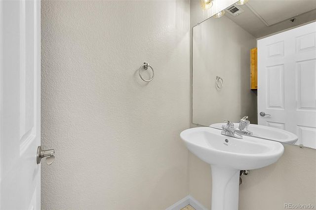 1401 W 85th Avenue F201, Federal Heights, CO 80260