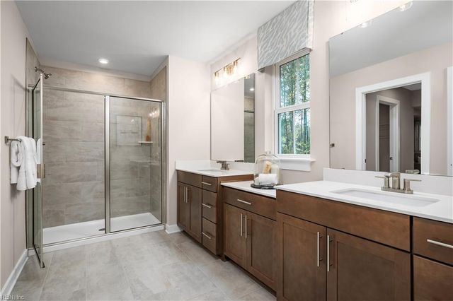 207 Leif ST, Moyock, NC 27958