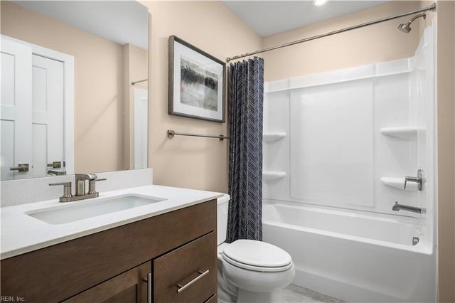 207 Leif ST, Moyock, NC 27958