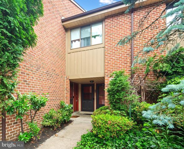 503-B CYPRESS POINT CIR, Mount Laurel, NJ 08054