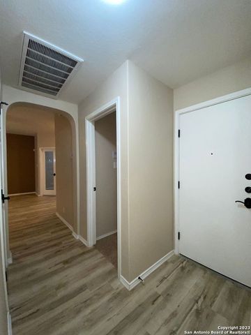 8935 Liberty View, Converse, TX 78109