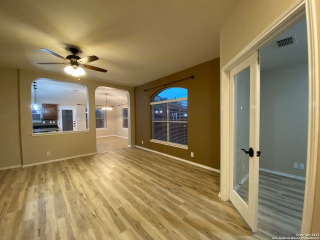 8935 Liberty View, Converse, TX 78109