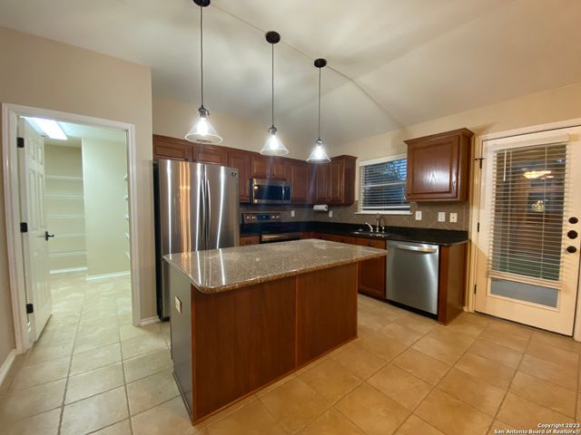 8935 Liberty View, Converse, TX 78109