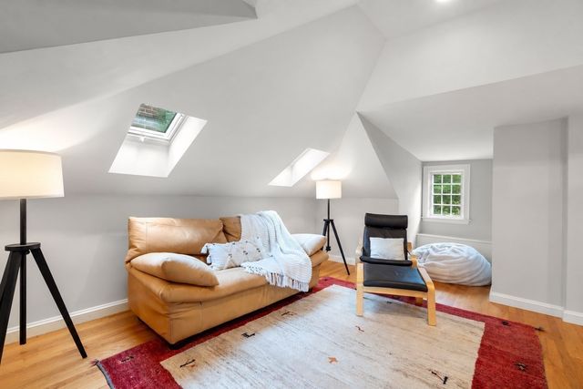 1172 Lowell Rd, Concord, MA 01742