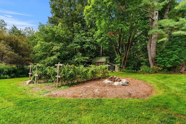 369 Main St, Holden, MA 01520