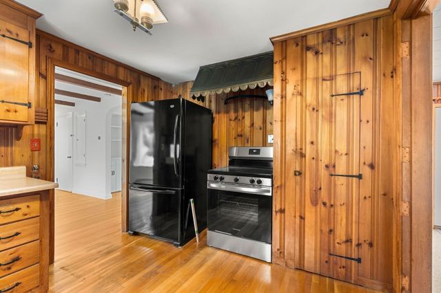 369 Main St, Holden, MA 01520