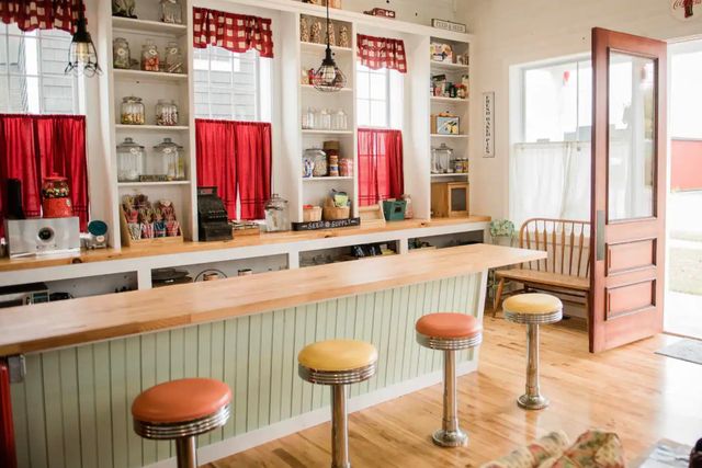 204 Water Street, East Jordan, MI 49727