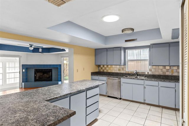 436 MANOR BOULEVARD, Palm Harbor, FL 34683