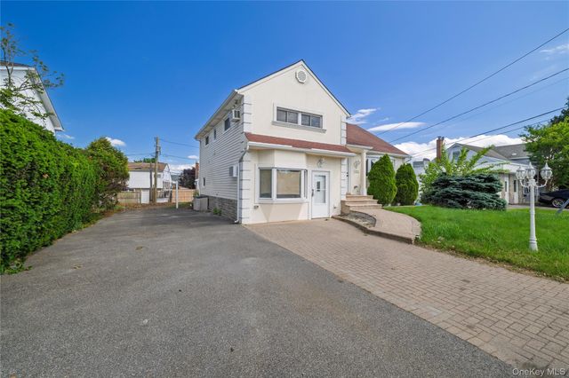 561 Woodbury Road, Plainview, NY 11803