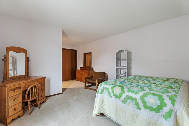 2022 Poppy Court, Mishawaka, IN 46544