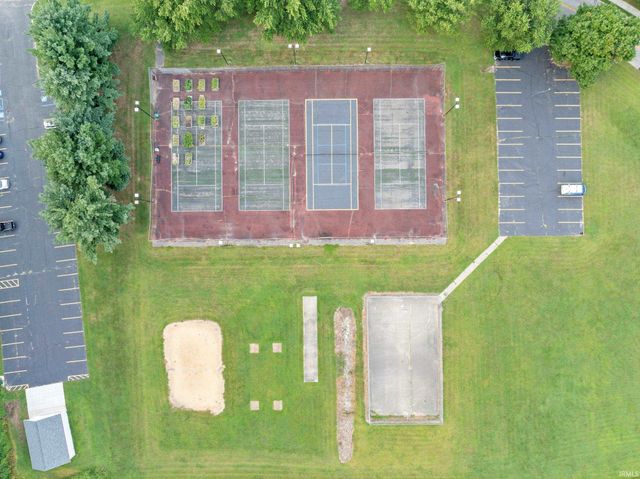2022 Poppy Court, Mishawaka, IN 46544
