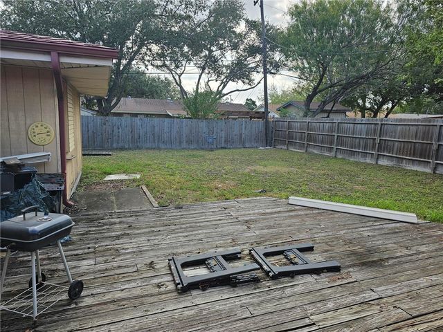 4513 Totton Dr, Corpus Christi, TX 78411