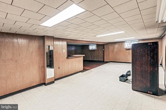 1305 MARSH RD, Wilmington, DE 19803