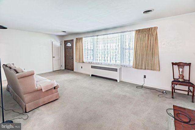 1305 MARSH RD, Wilmington, DE 19803