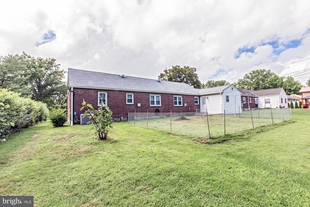 1305 MARSH RD, Wilmington, DE 19803