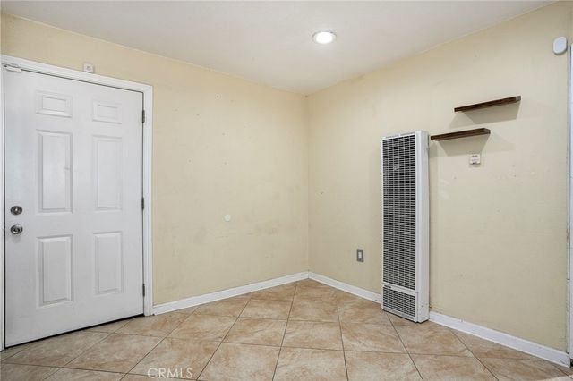 8917 Beach Street, Los Angeles, CA 90002