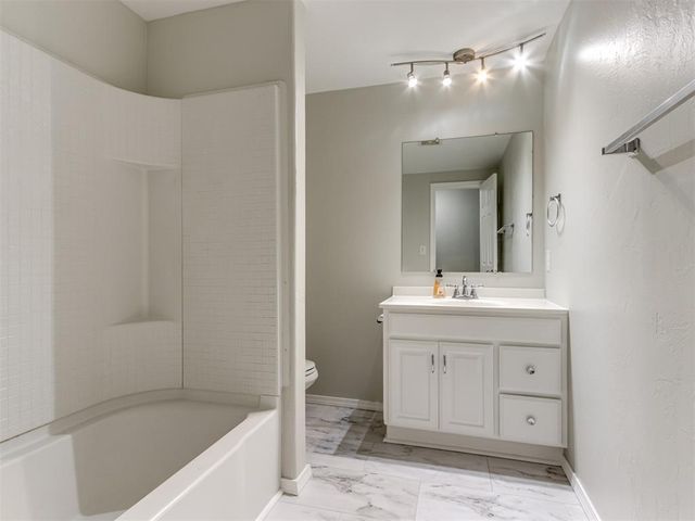 3850 S Fishmarket Road, Mcloud, OK 74851