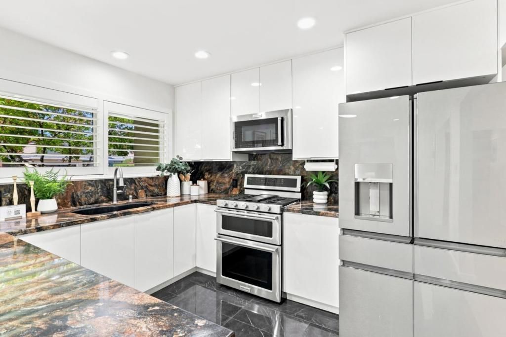 Image 15 of property listing at 1992 Montemar Way, San Jose, CA 95125