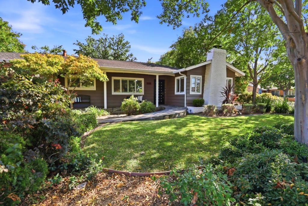 Image 2 of property listing at 1992 Montemar Way, San Jose, CA 95125