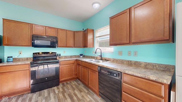 2356 Bridlewood Drive, Franklin, IN 46131