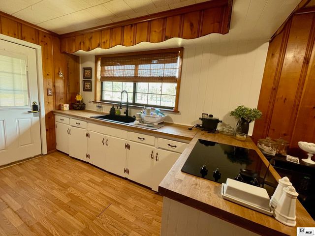 505 BEALE STREET, Oak Grove, LA 71263