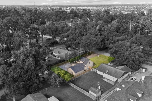 21822 Tophill Drive, Spring, TX 77388