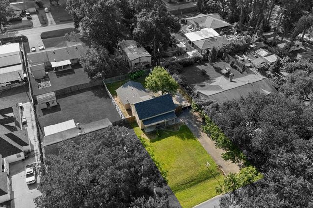 21822 Tophill Drive, Spring, TX 77388