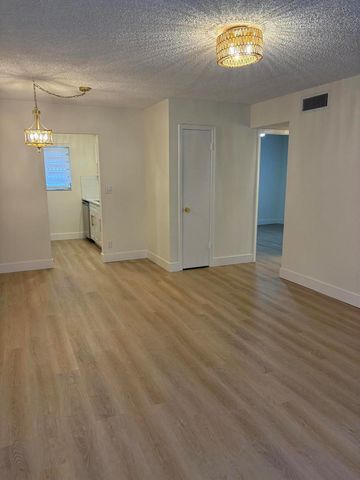 1230 Old Boynton Road 208, Boynton Beach, FL 33426