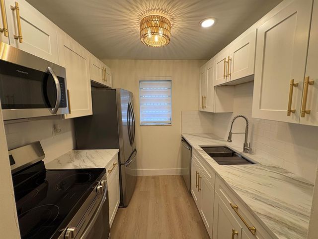 1230 Old Boynton Road 208, Boynton Beach, FL 33426