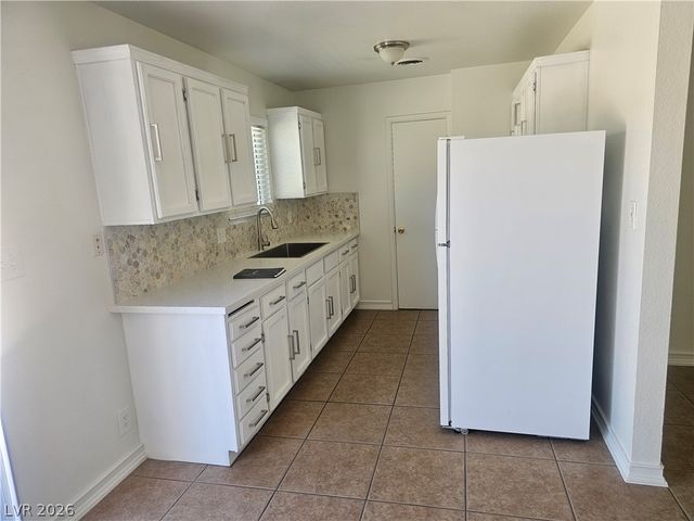 1300 Sandy Cove Street, Las Vegas, NV 89110