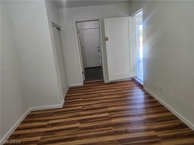 1300 Sandy Cove Street, Las Vegas, NV 89110