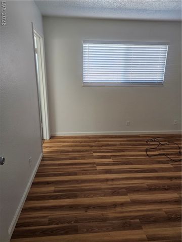 1300 Sandy Cove Street, Las Vegas, NV 89110