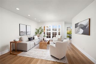 1010 Palm Avenue 207, West Hollywood, CA 90069