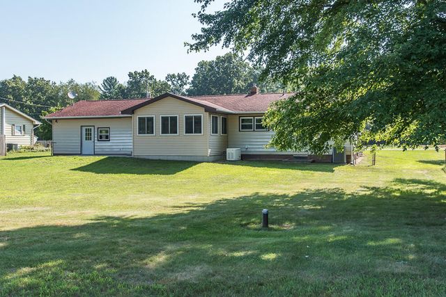 35918 Riverview Drive, Paw Paw, MI 49079