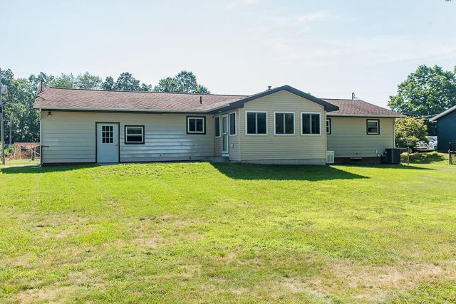 35918 Riverview Drive, Paw Paw, MI 49079