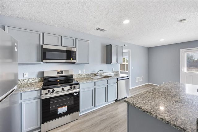 1506 Waters Edge Drive, Glenn Heights, TX 75154