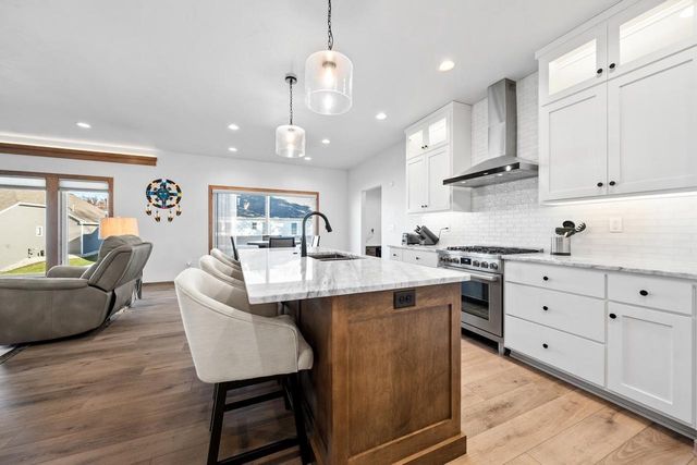 1104 BAY MIST DRIVE, Green Bay, WI 54311