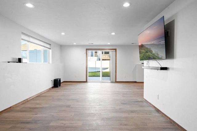 1104 BAY MIST DRIVE, Green Bay, WI 54311