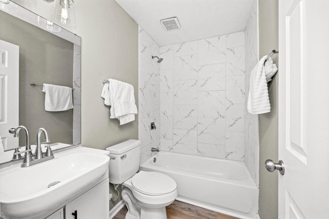 4844 Peppertree Dr, Antioch, TN 37013