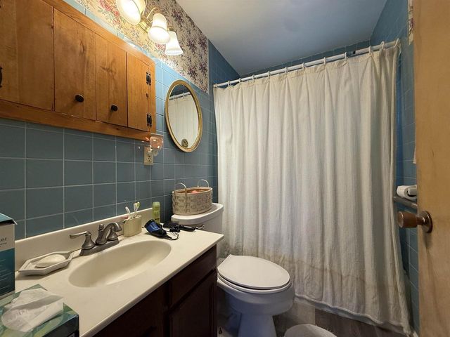 1320 Mole Avenue, Janesville, WI 53548