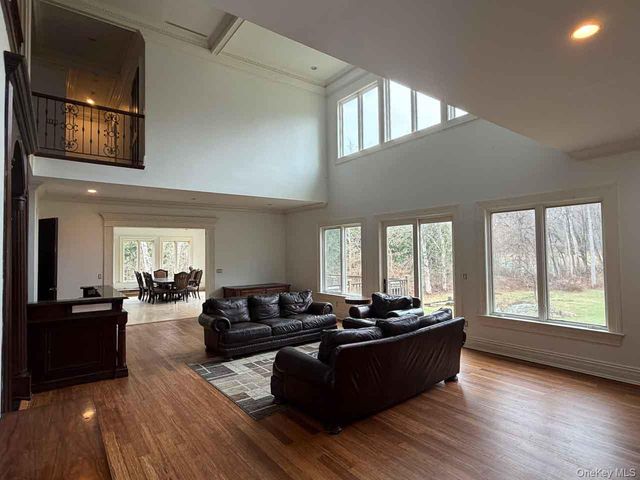 180 Stone Hill Road, Bedford, NY 10506